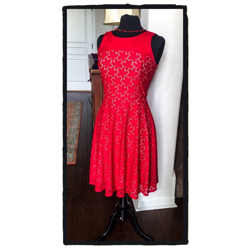 Red Lace MUSE Fit n' Flare Sundress W Tie-back 🌹 - Picture 5 of 8
